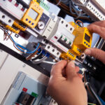 Revize elektroinstalace aneb kolik stojí kontrola elektrických vodičů